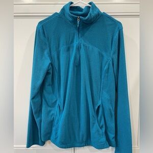 Women’s waffle knit l/s with zip and pockets